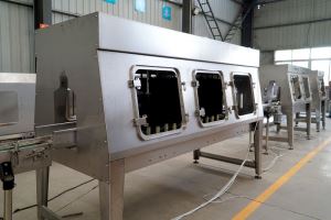 Automatische vulmachine voor mineraalwaterflessen